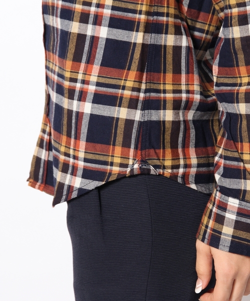 CROON A SONG（クルーンアソング）の「ビエラチェックブラウス（シャツ/ブラウス・レディース・ホワイト/ネイビー/レッド・38）」の10枚目の写真