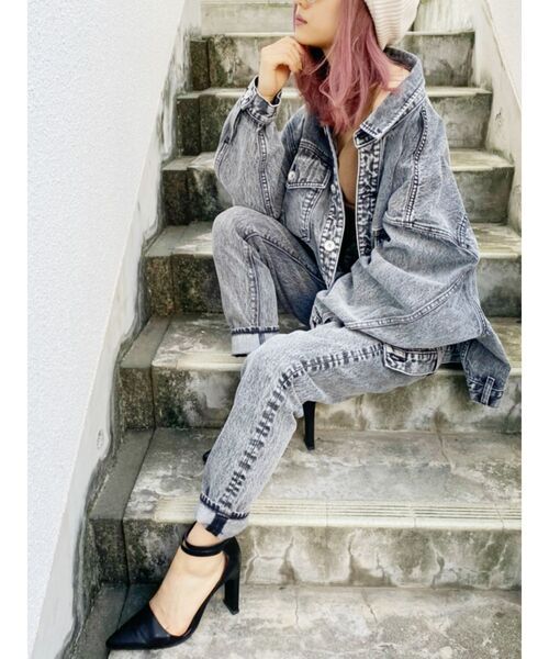 GYDA(ジェイダ)の「ケミカルペグトップデニムパンツ(デニムパンツ・レディース・ブラック/ライトブルー・X-SMALL/SMALL/MEDIUM)」の7枚目の写真