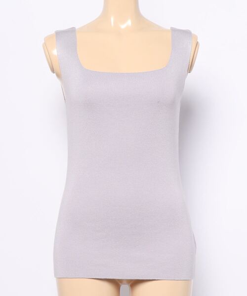 KOBE LETTUCE（コウベレタス）の「スクエアネックスリーブレスニットトップス（タンクトップ・レディース・オフホワイト/ブラック/ブルー/モカ/ブラウン/ライトベージュ/ラベンダー/ダークオレンジ/ライトカーキ/ピンク/グレイッシュブルー/チャコールグレー/ライトピンク/ホワイト×ブラック/ライトグレー・FREE）」の12枚目の写真