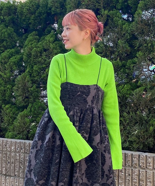 nimiru（ニミル）の「ハイネックニット（ニット/セーター・レディース・ブラック/オレンジ/ブルー/グリーン系その他・FREE）」の3枚目の写真