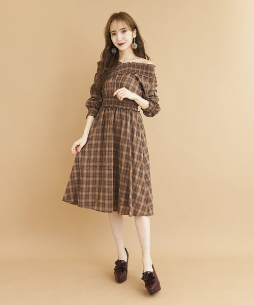 ワンピースチェックフラワーワンピース ワンピース Titty Co ティティーアンドコー のファッション