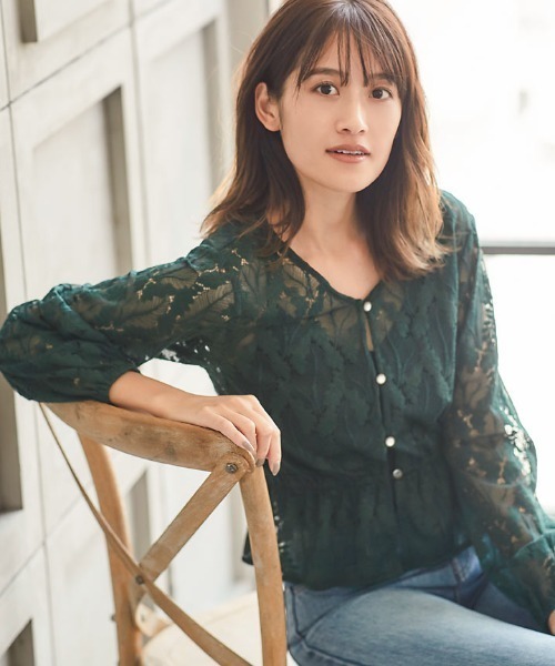 KOBE LETTUCE（コウベレタス）の「ボリュームスリーブレースブラウス（シャツ/ブラウス・レディース・ブラック/ベージュ系その他/グリーン系その他・FREE）」の6枚目の写真