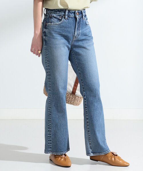 Ray BEAMS(レイビームス)の「RED CARD × Ray BEAMS / 別注 Loose デニムパンツ(デニムパンツ・レディース・インディゴブルー・23/24/25/22)」の2枚目の写真