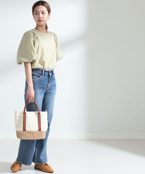 Ray BEAMS(レイビームス)の「RED CARD × Ray BEAMS / 別注 Loose デニムパンツ(デニムパンツ・レディース・インディゴブルー・23/24/25/22)」の3枚目の写真