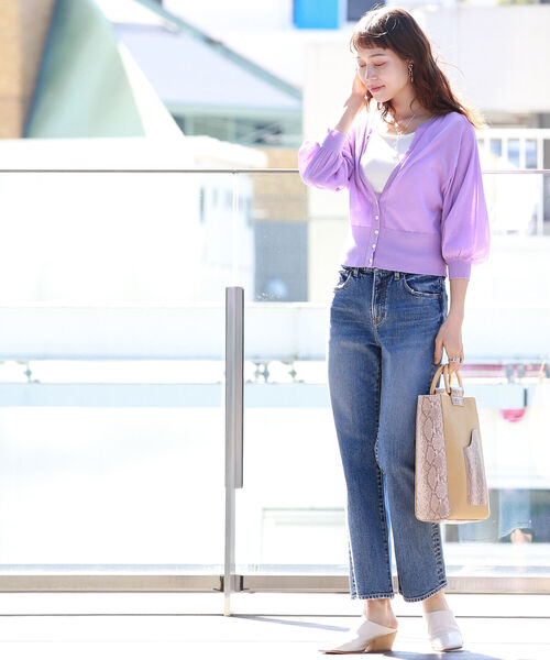 Ray BEAMS(レイビームス)の「RED CARD × Ray BEAMS / 別注 Loose デニムパンツ(デニムパンツ・レディース・インディゴブルー・23/24/25/22)」の6枚目の写真