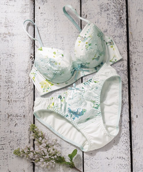 YU'NOW（ユナウ）の「【選べるデザイン！ナチュラルにバストメイク◎】to meeブラ＆ショーツ（ブラ&ショーツ・レディース・グレー/パープル/アイボリー/ブラック/グリーン/オレンジ/ブルー/オフホワイト/サックスブルー/ホワイト×ブラック/マスタード/ブラウン/ブラックミックス/カーキ系/ベージュ系/アイボリー系・A65M/A75M/B65M/B75M/C65M/C70M/C75L/D75L/E70M/E75L/F70M/AA65M/G75L/G70M/A70M/B70M/B75L/C75M/C80L/D80L/E80L/F75L/G80L/AA70M/D70M/F80L）」の2枚目の写真