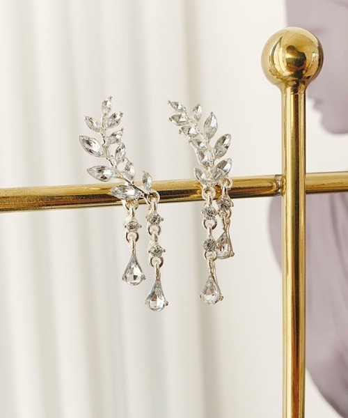 月桂樹ピアス ピアス 両耳用 Iiromic イロミック のファッション アクセサリー Iiromic