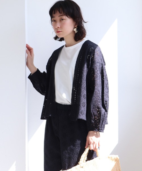 yuni（ユニ ）の「インドレース刺繍 バルーンスリーブジャケット