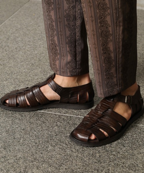 MEN'S BIGI（メンズビギ）の「<Nuovo Nicar（ヌオヴォ ニカール）別注>レザーグルカサンダル（サンダル・メンズ・ブラック/ダークブラウン・02/03）」の8枚目の写真