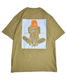 Crouch Girl Tシャツ