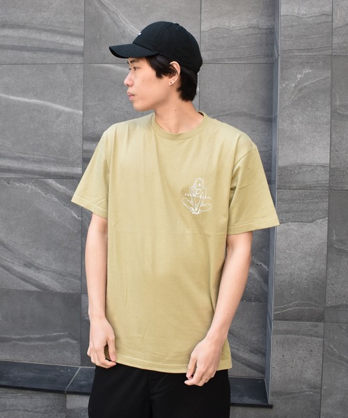 DOUBLE STEAL(ダブルスティール)の「Crouch Girl Tシャツ(Tシャツ/カットソー・メンズ・ホワイト/グレー/ブラック/カーキ・LARGE/X-LARGE/MEDIUM/XX-LARGE)」の15枚目の写真