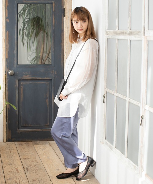 menue(メヌエ)の「クリアヒールメッシュパンプス(パンプス・レディース・アイボリー/ブラック/グレイッシュベージュ/グリーン系その他・21.5cm/22.0cm/22.5cm/23.0cm/23.5cm/24.0cm/24.5cm/25.0cm/25.5cm/26.0cm)」の12枚目の写真