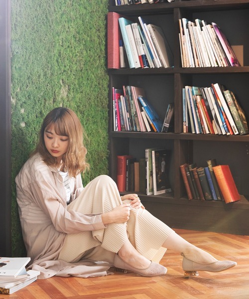 menue(メヌエ)の「クリアヒールメッシュパンプス(パンプス・レディース・アイボリー/ブラック/グレイッシュベージュ/グリーン系その他・21.5cm/22.0cm/22.5cm/23.0cm/23.5cm/24.0cm/24.5cm/25.0cm/25.5cm/26.0cm)」の17枚目の写真