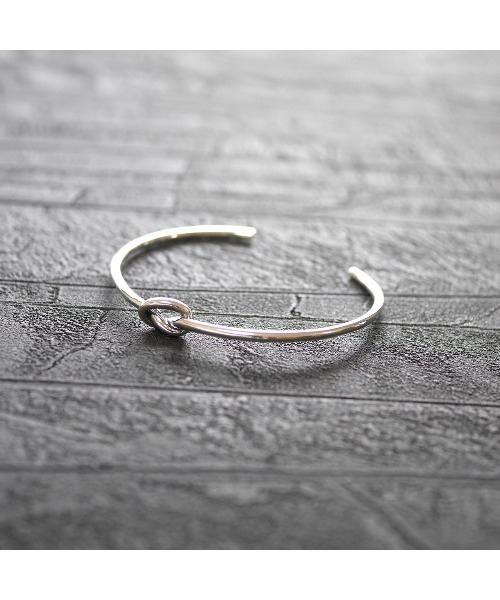 ８(eight)（エイト）の「silver925 バングル（バングル/リストバンド・メンズ・A/B/C/D/E/F/G/H/I/J/K/L/M・FREE）」の5枚目の写真