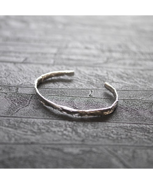 ８(eight)（エイト）の「silver925 バングル（バングル/リストバンド・メンズ・A/B/C/D/E/F/G/H/I/J/K/L/M・FREE）」の6枚目の写真