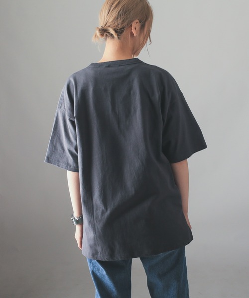 Goodwear(グッドウェア)の「GOOD WEAR グッドウェア 2W7-2522 USAコットン ヘンリーネック Tシャツ(Tシャツ/カットソー・メンズ・ブラック/チャコールグレー/カーキオリーブ/ネイビー/ホワイト/杢グレー/グレイッシュベージュ/ライトパープル/イエロー系その他/オレンジ系その他/ライトピンク/ブルー系その他/ダークグリーン/グレー系その他・S/M/L/XL)」の17枚目の写真