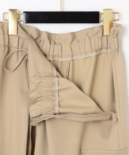 GRACE CONTINENTAL（グレースコンチネンタル）の「レースアップカーゴパンツ（カーゴパンツ・レディース・ベージュ/カーキ・36/38）」の17枚目の写真