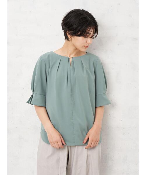 シャツ ブラウス Yecca トップスvecca イェッカヴェッカ のファッション メタルバー付き袖タックブラウス シャツ ブラウス Yecca