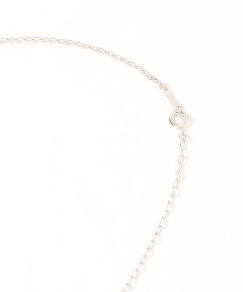 PAS TIERRA（パティエラ）の「【Chaine】マンテルY字ネックレス（ネックレス・レディース・シルバー/イエローゴールド・FREE）」の3枚目の写真