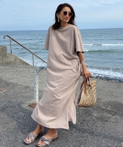 esutoreja（エストレジャ）の「ロングTシャツワンピース（ワンピース・レディース・ベージュ/イエロー/ブルー・FREE）」の2枚目の写真