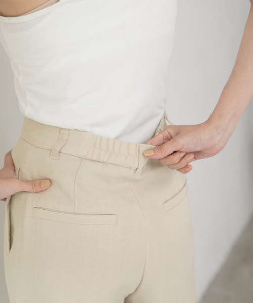 LOWRYS FARM（ローリーズファーム）の「ドライタッチセミワイドパンツ　952502（その他パンツ・レディース・アイボリー/チャコールグレー/オレンジ・MEDIUM/LARGE）」の5枚目の写真