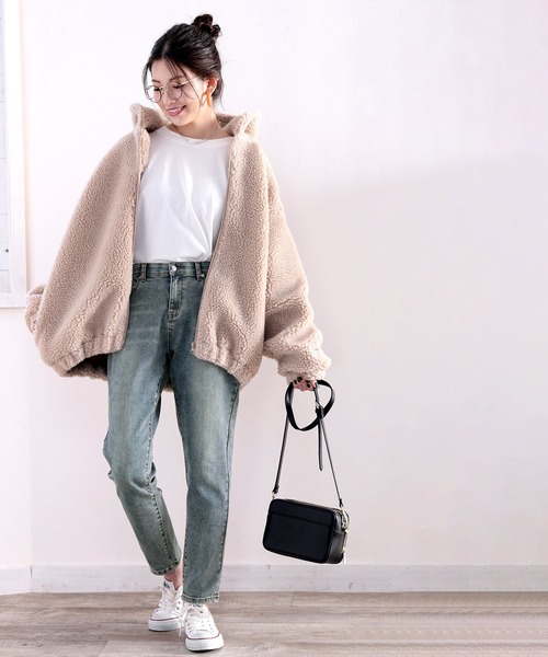 classicalelf（クラシカルエルフ）の「病みつきストレッチ！ウエストゴムケミカルテーパードデニムパンツ（デニムパンツ・レディース・ブラック/ブルー・SMALL/MEDIUM/LARGE/X-LARGE/XX-LARGE）」の13枚目の写真