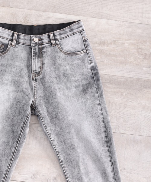 classicalelf（クラシカルエルフ）の「病みつきストレッチ！ウエストゴムケミカルテーパードデニムパンツ（デニムパンツ・レディース・ブラック/ブルー・SMALL/MEDIUM/LARGE/X-LARGE/XX-LARGE）」の18枚目の写真