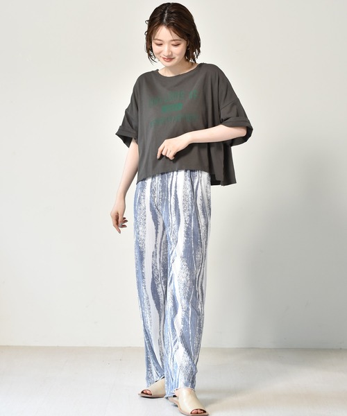 RETRO GIRL(レトロガール)の「カレッジロゴショートTee(Tシャツ/カットソー・レディース・ブルー/レッド/チャコールグレー/オフホワイト・FREE)」の10枚目の写真