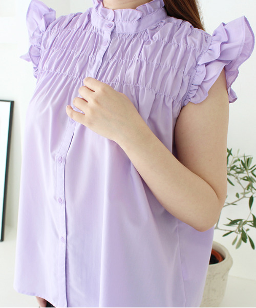 MODE ROBE（モードローブ）の「シャーリングノースリーブブラウス（シャツ/ブラウス・レディース・パープル/ホワイト/ブラック・FREE）」の22枚目の写真