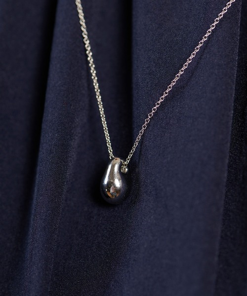 ear PAPILLONNER（イアパピヨネ）の「（WEB限定）ビーンズネックレス（ネックレス・レディース・シルバー/ゴールド・FREE）」の5枚目の写真