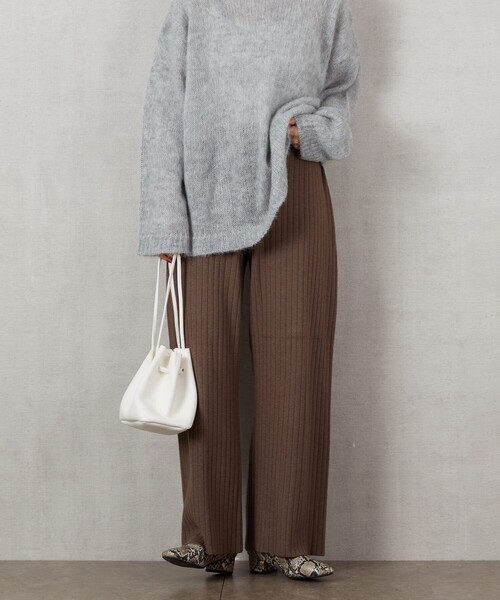 FREAK'S STORE（フリークスストア）の「▽【WEB限定】ワイドリブイージーニットパンツ（その他パンツ・レディース・ナチュラル/ブラック/ブラウン/マスタード/オリーブ・SMALL/MEDIUM）」の2枚目の写真