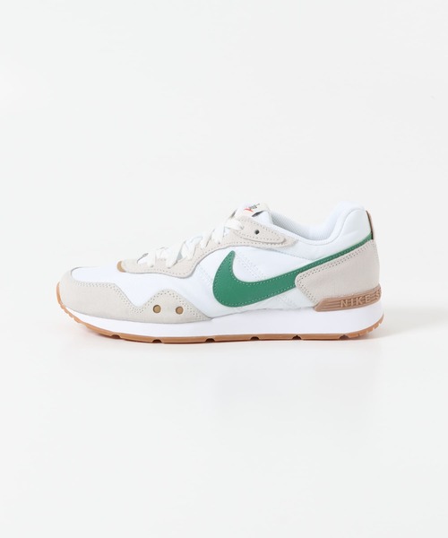 NIKE（ナイキ）の「NIKE　ナイキ ベンチャーランナー（スニーカー・レディース・ホワイト系その他・24/23.5/24.5）」の2枚目の写真