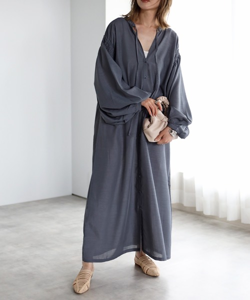 r.(アールドット)の「スラブジョーゼット前後2wayギャザーワンピース(シャツワンピース・レディース・カーキ/ブルー/ブラック/ベージュ/バーガンディー/グリーン/ラベンダー/ホワイト/ライトブルー・FREE)」の8枚目の写真