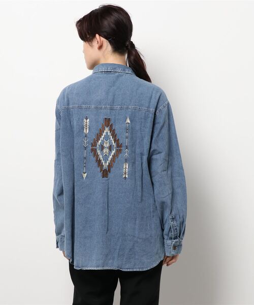 Mal. オリジナルデニムシャツ anap mimpi（アナップミンピ）の「オルテガ刺繍ケミカルデニム