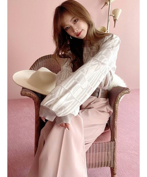 RESEXXY(リゼクシー)の「バイカラーパターンニットトップス(ニット/セーター・レディース・ブラック/ベージュ/キャメル・FREE)」の18枚目の写真