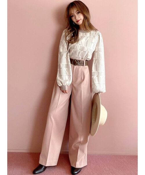 RESEXXY(リゼクシー)の「バイカラーパターンニットトップス(ニット/セーター・レディース・ブラック/ベージュ/キャメル・FREE)」の5枚目の写真