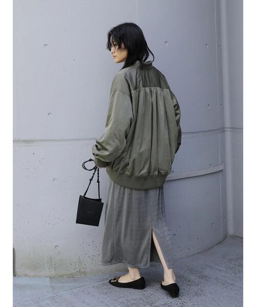 AMERICAN HOLIC（アメリカンホリック）の「シャイニーカットタイトスカート（スカート・レディース・チャコールグレー/グレイッシュベージュ・L/M）」の22枚目の写真