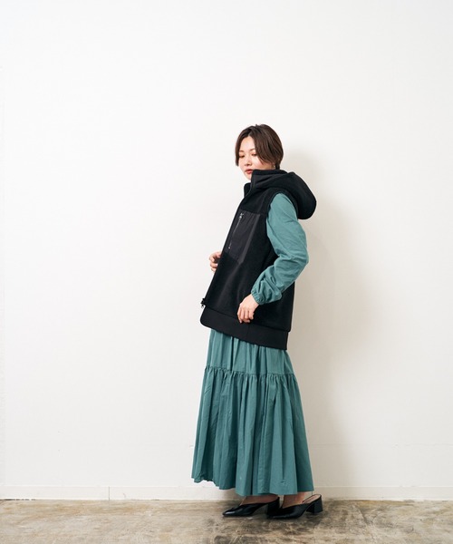 HERENCIA（ヘレンチア）の「異素材 ドッキング ボア フリース パーカ ベスト（その他アウター・レディース・グレー/カーキ/オフホワイト/ブラック・MEDIUM）」の16枚目の写真