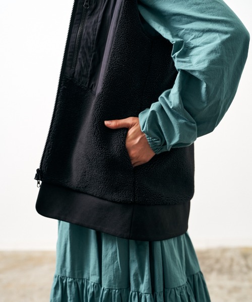 HERENCIA（ヘレンチア）の「異素材 ドッキング ボア フリース パーカ ベスト（その他アウター・レディース・グレー/カーキ/オフホワイト/ブラック・MEDIUM）」の18枚目の写真