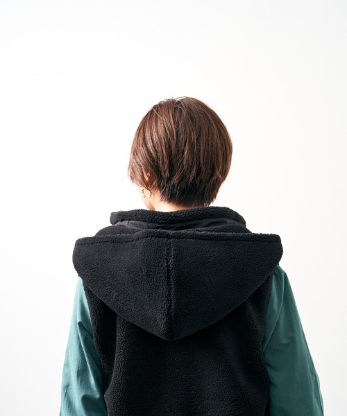 HERENCIA（ヘレンチア）の「異素材 ドッキング ボア フリース パーカ ベスト（その他アウター・レディース・グレー/カーキ/オフホワイト/ブラック・MEDIUM）」の12枚目の写真