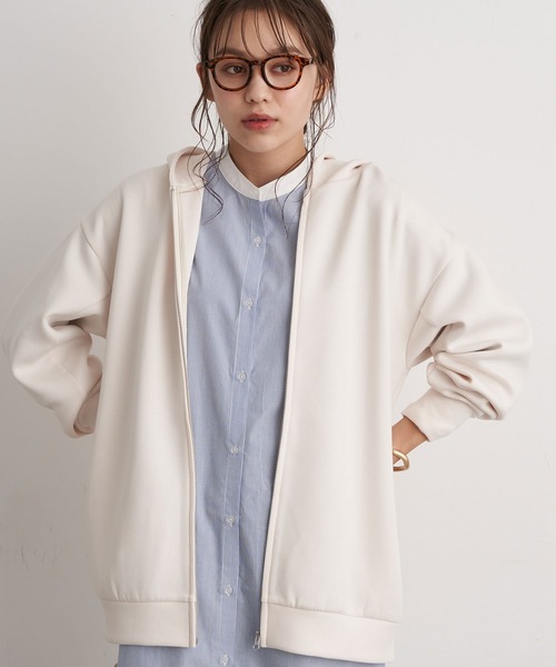 earth music&ecology（アースミュージックアンドエコロジー）の「もちぽわZIPパーカー ＊（パーカー・レディース・ベージュ/アイボリー/ミント・FREE）」の2枚目の写真