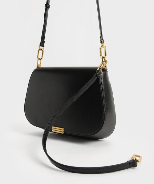 CHARLES & KEITH（チャールズ & キース）の「メタリックアクセント ショルダーバッグ / Metallic Accent Shoulder Bag（ショルダーバッグ・レディース・ブラック/レンガ/ブルー系その他4・M）」の8枚目の写真