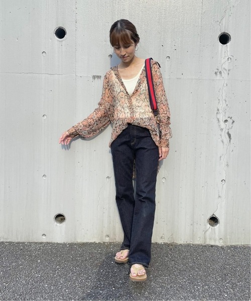 FRAMeWORK(フレームワーク)の「デニムセミフレアーパンツ2◆(その他パンツ・レディース・ブルー/ネイビー・40/38/34/36)」の9枚目の写真