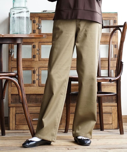 zootie（ズーティー）の「【暖・楽・美を1枚で叶える】のびのび 裏フリース ぬくぬくパンツ［ルーズフィット］（その他パンツ・レディース・ブラック/ベージュ/ブラウン/オフホワイト/カーキ/インディゴブルー/ホワイト系その他/ブラック系その他/ブラウン系その他/ブルー系その他/キャメル/チャコール・LL/S/M/L）」の8枚目の写真