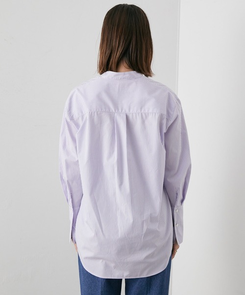 SALON adam et rope'（サロン アダム エ ロペ）の「<春まで使える>バンドカラーシャツ（シャツ/ブラウス・レディース・ホワイト/ネイビー/パープル・FREE）」の13枚目の写真
