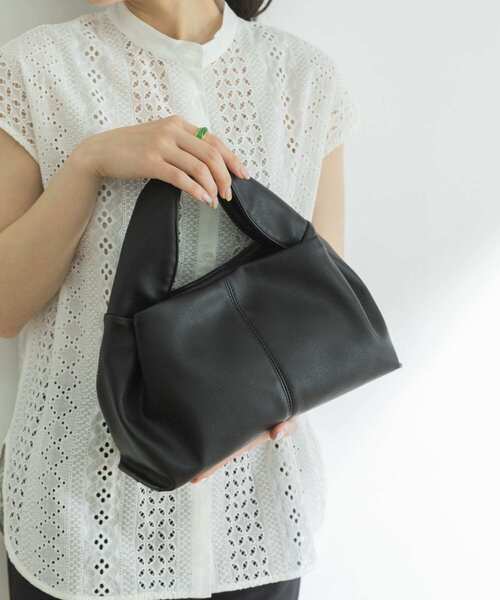 URBAN RESEARCH(アーバンリサーチ)の「サイドタックバッグ(ハンドバッグ・レディース・ブラック/ブラウン系その他・-)」の5枚目の写真