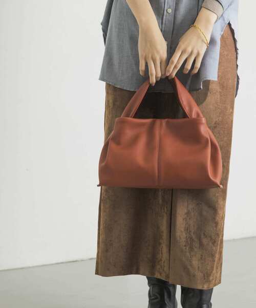 URBAN RESEARCH(アーバンリサーチ)の「サイドタックバッグ(ハンドバッグ・レディース・ブラック/ブラウン系その他・-)」の4枚目の写真