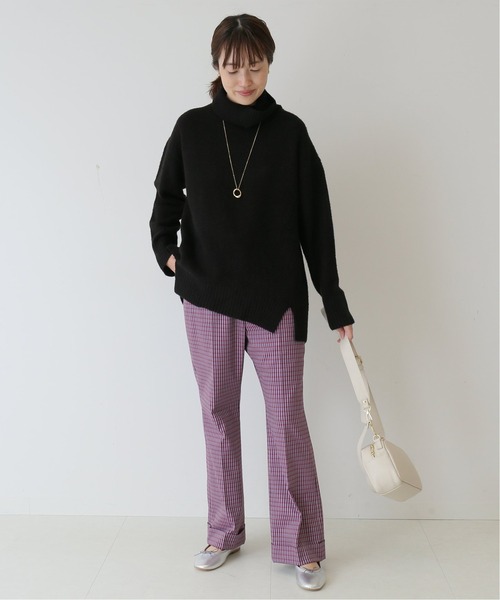 SLOBE IENA(スローブイエナ)の「ダブルカフストレートパンツ【手洗い可能】◆(スラックス・レディース・チャコールグレー/ピンク/アイボリー・38/36)」の19枚目の写真