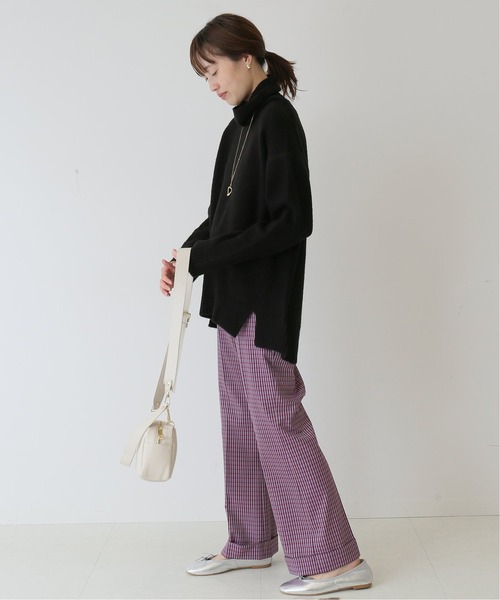 SLOBE IENA(スローブイエナ)の「ダブルカフストレートパンツ【手洗い可能】◆(スラックス・レディース・チャコールグレー/ピンク/アイボリー・38/36)」の20枚目の写真