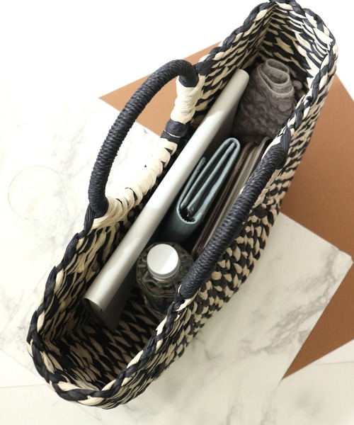 florist（フローリスト）の「セミサークル型ハンドカゴバッグ/ハンドバッグ（かごバッグ・レディース・オフホワイト/ブラック×ホワイト/ブラック/ベージュ・FREE）」の19枚目の写真